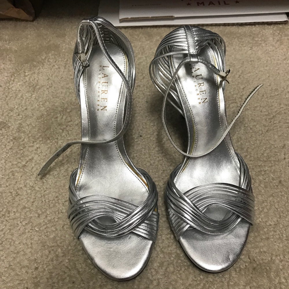 Lauren Ralph Lauren Silver Heels 6 women’s